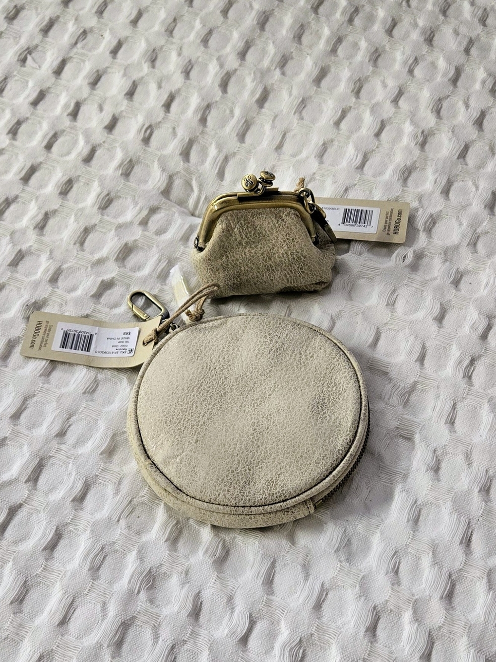 HOBO Cream Leather Coin Pouch Duo — Round Zipper & Kiss-Lock Mini 2pc Set.